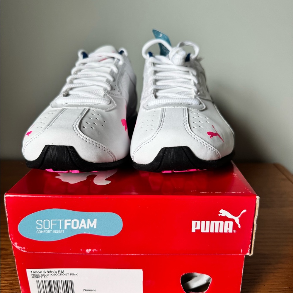 Puma Woman’s White Sneakers with Pink Accents